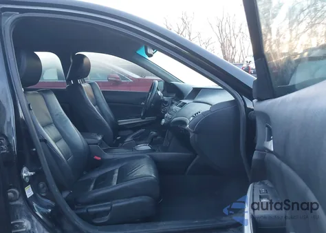 2010 Honda Accord 2.4 Ex-L z USA, uszkodzony, nr VIN 1HGCP2F8XAA062021